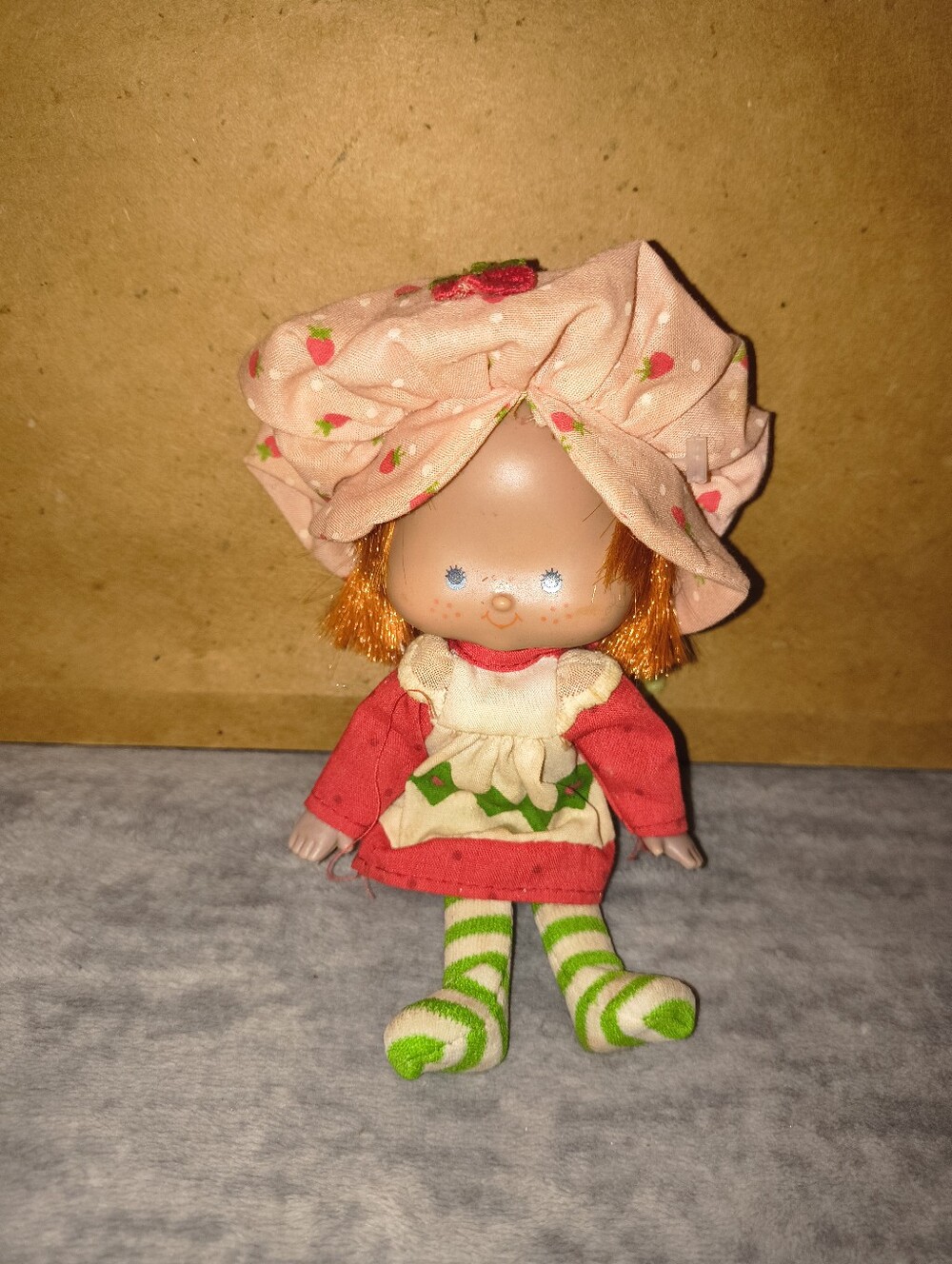 Vintage Strawberry-Themed Pink Doll with Green Stripe Socks - Kids Toy 1980s